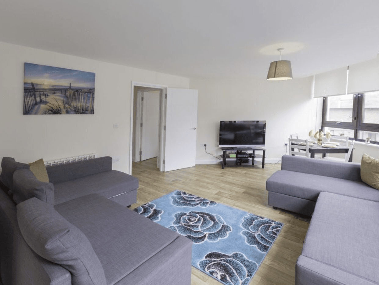 Castle Point 6 Apartment - Premier Lodge